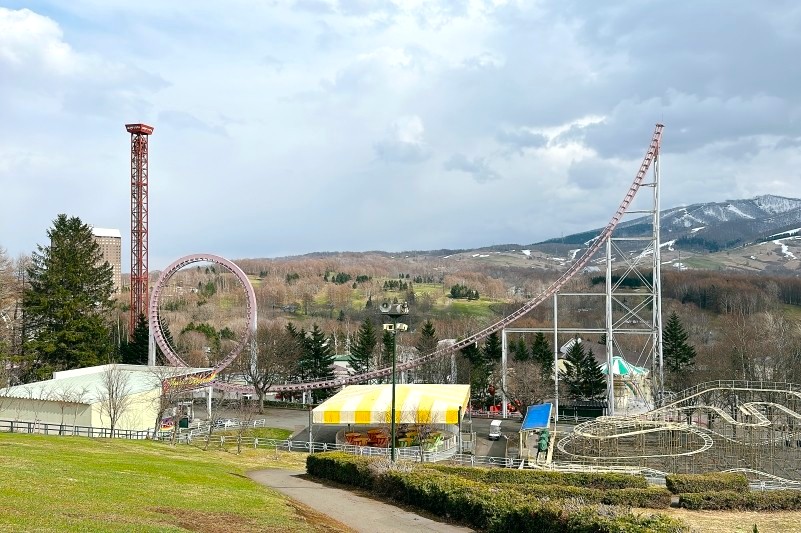 いよいよ明日オープン！ただいま遊園地は最終準備中！