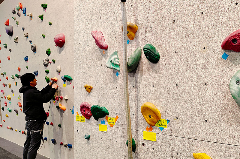 ボルダリング＆クライミングもオープンに向けて準備中