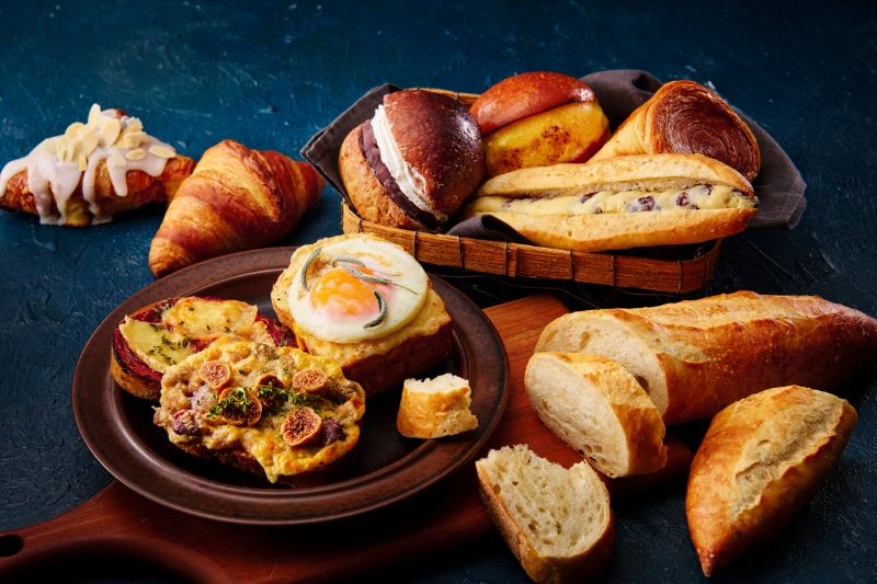 香ばしさが広がる、焼きたてパン