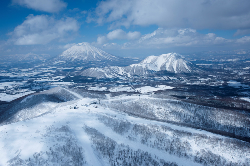 冬のイゾラ山頂シャトル