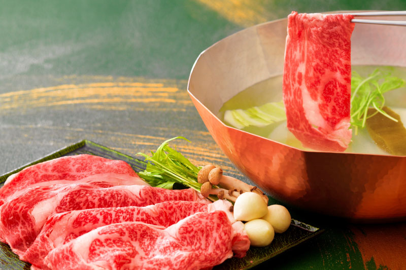 選りすぐりの北海道産の豚肉、牛肉をしゃぶしゃぶで